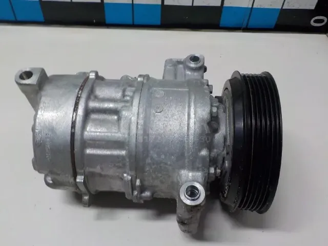 Компрессор кондиционера для  Audi A4 [B5] 1994-2001