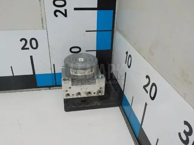 Блок ABS (насос)