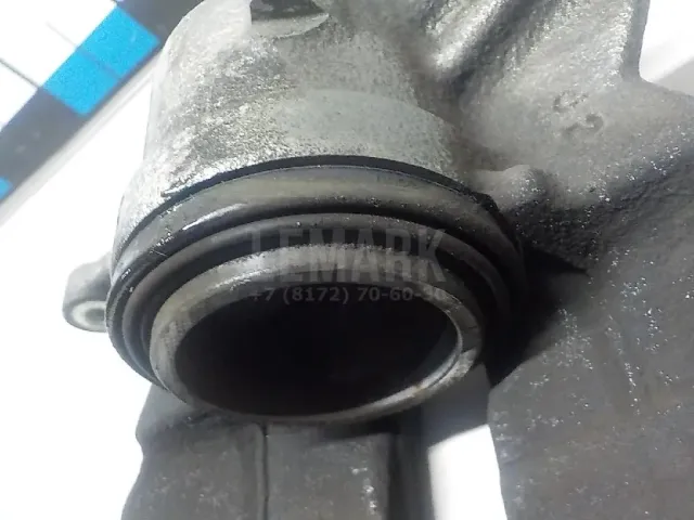 Суппорт тормозной передний правый для  Honda Accord V 1996-1998