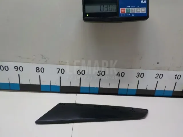 Накладка спойлера