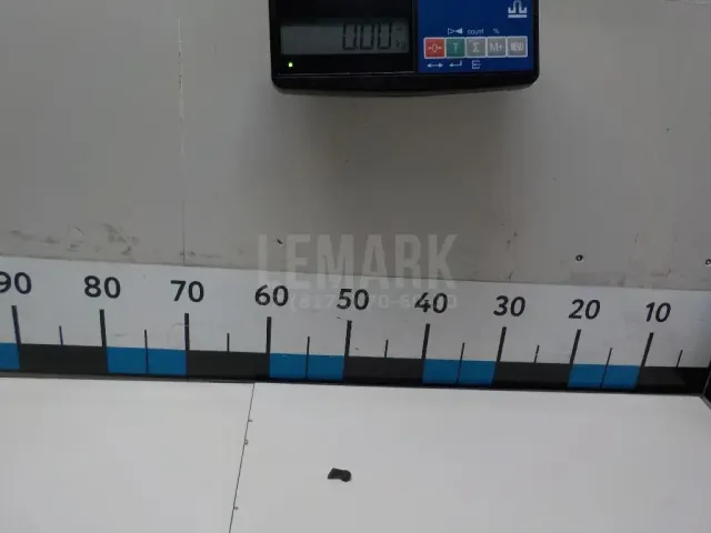 Форсунка омывателя зад стекла
