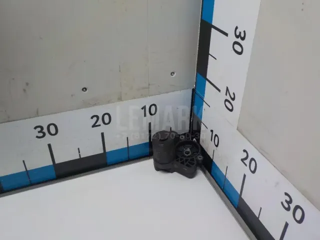 Моторчик стояночного тормоза