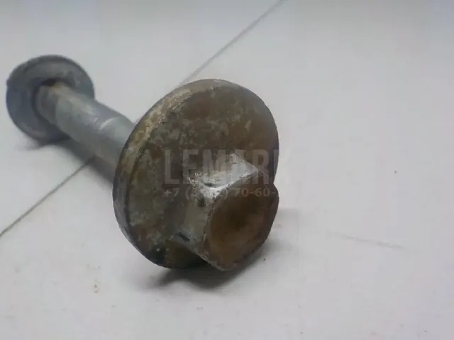Болт развала задних колес