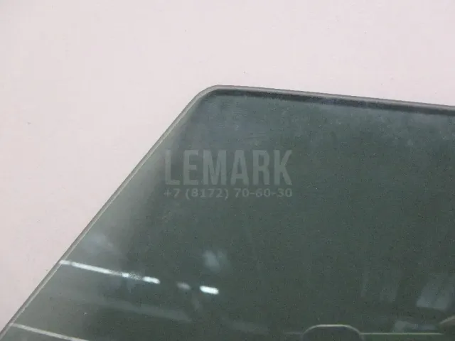 Стекло двери задней правой для  BMW 7-serie F01/F02 2008-2015