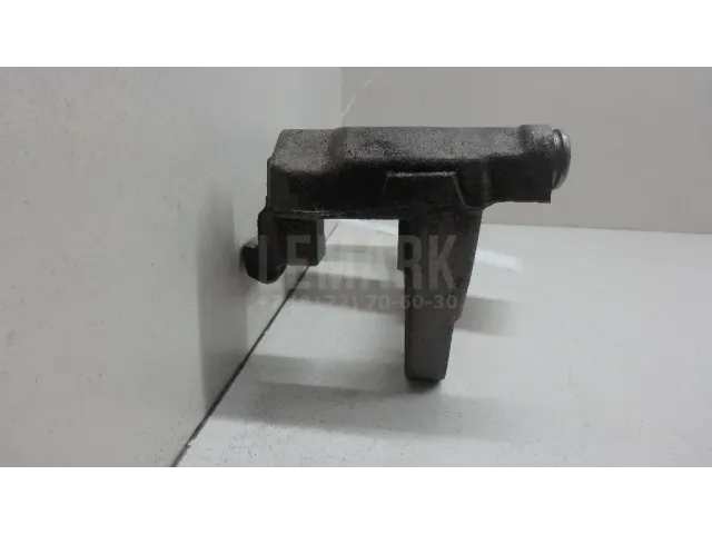 Скоба суппорта переднего левого для  Ford Kuga 2008-2012