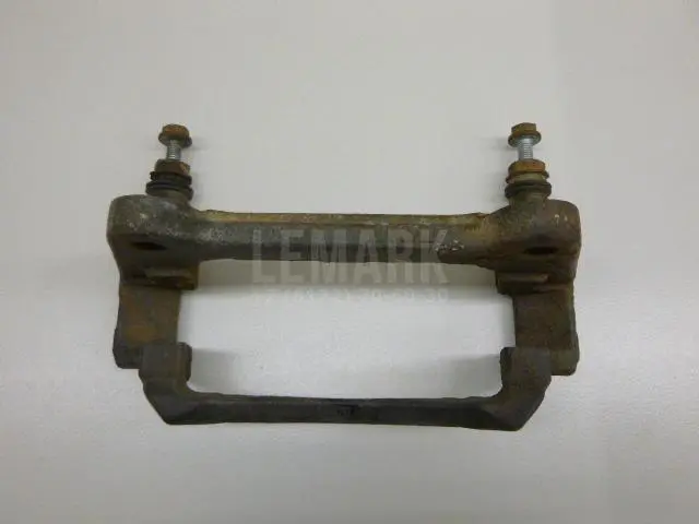 Скоба суппорта переднего левого для  Audi A4 [B6] 2000-2004