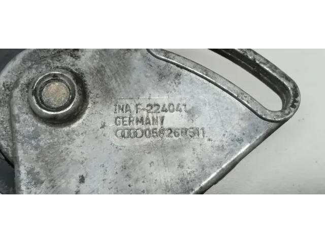 Ролик руч.ремня с кронштейном