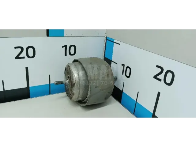 Опора двигателя правая