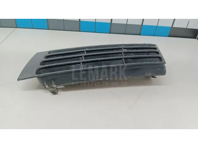 Решетка в бампер левая для  BMW 3-serie G20/G21 2018