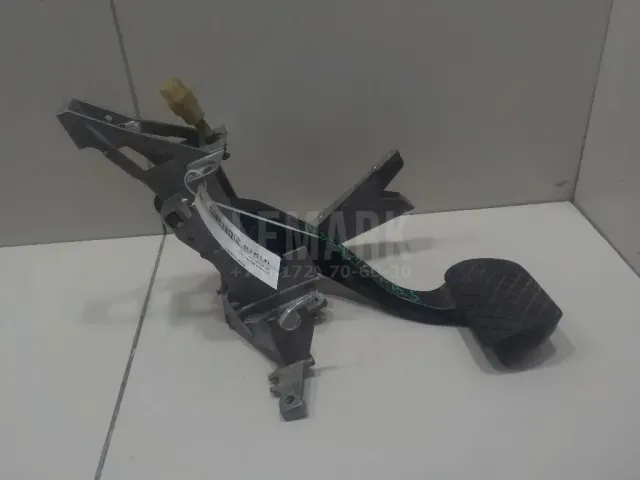 Кронштейн (сопут. товар) для  BMW X5 E53 2000-2007