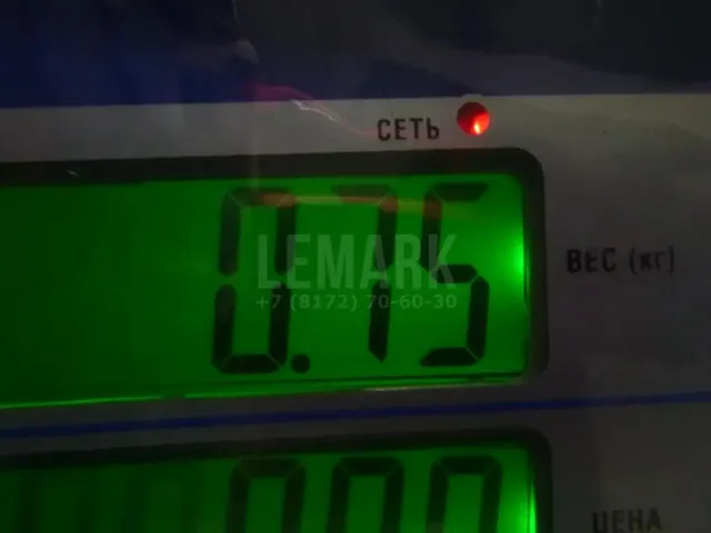Накладка крышки багажника