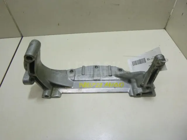 Кронштейн двигателя для  Audi A2 [8Z0] 2000-2005