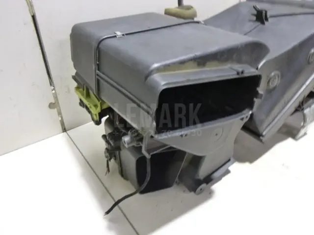 Корпус отопителя для  Ford Kuga 2008-2012