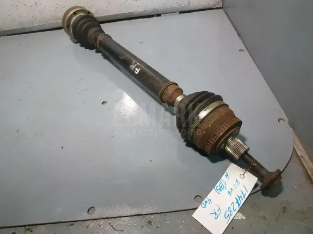 Полуось (привод в сборе)