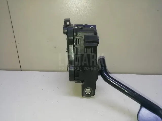 Педаль газа