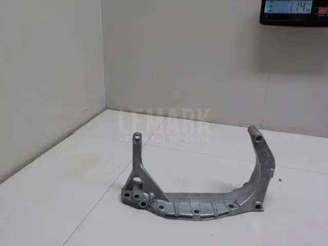 Кронштейн двигателя для  Chery M12 2010-2015