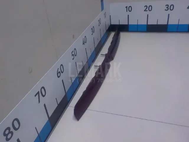 Накладка крышки багажника