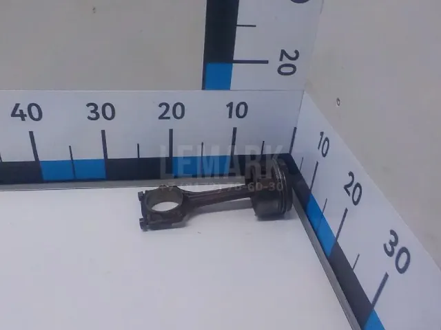 Поршень с шатуном