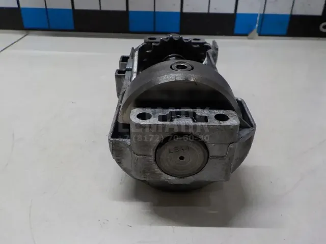 Вал балансирный для  Audi A4 [B9] 2015