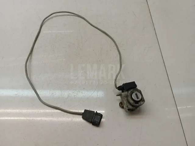 Вставка замка двери прав. для  Chevrolet Rezzo 2005-2010