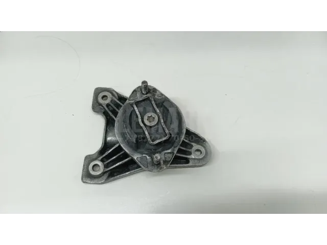 Опора КПП для  Chevrolet Tahoe IV 2014-2020
