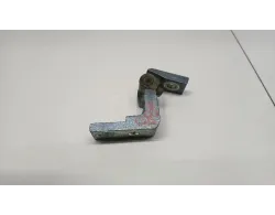 Петля двери