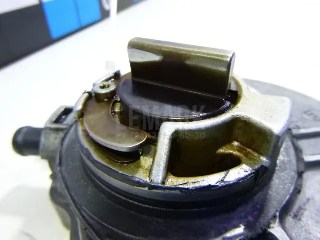 Насос вакуумный для  Ford Fusion 2002-2012