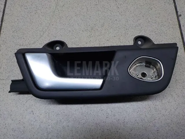 Ручка двери задней внутренняя левая для  Audi Q5 [8R] 2008-2017