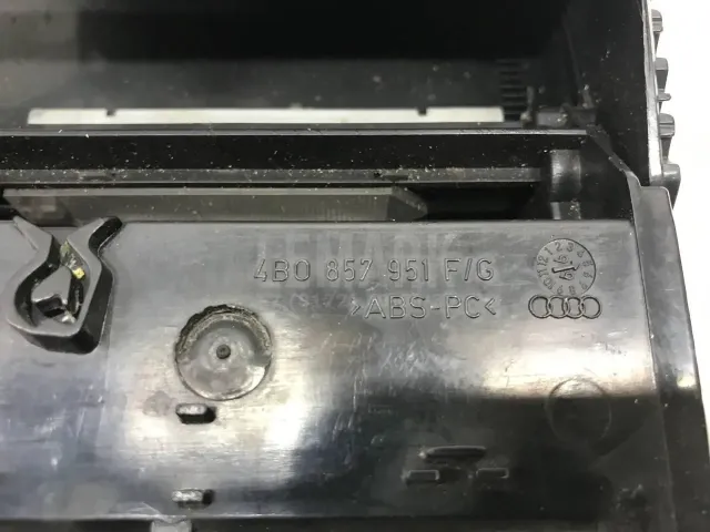 Пепельница передняя для  Audi 100/200 [44] 1983-1991