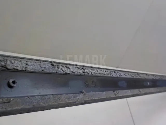 Молдинг передней правой двери для  BYD Flyer 2005-2008