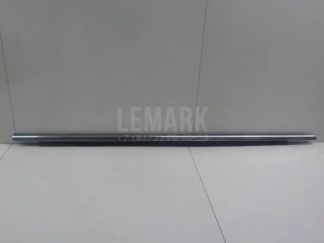 Накладка стекла переднего правого для  Audi A4 [B6] 2000-2004
