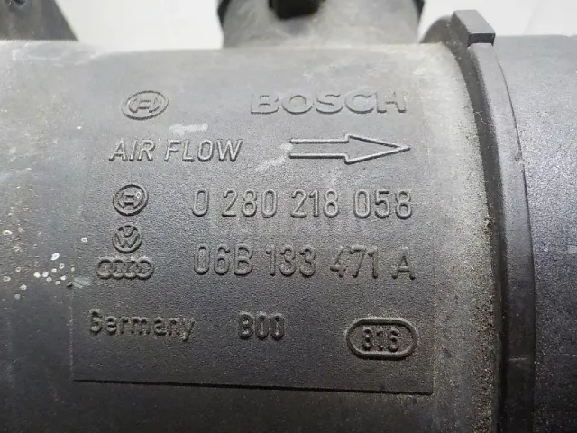 Расходомер воздуха (массметр) для  Audi A4 [B8] 2007-2015