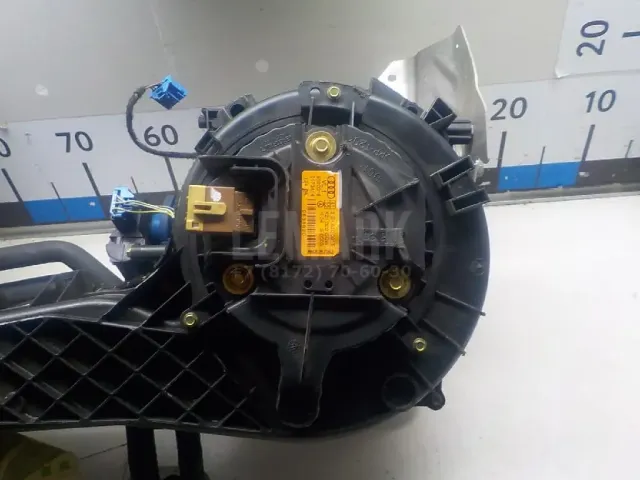 Моторчик заслонки отопителя