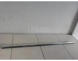 Накладка стекла заднего правого