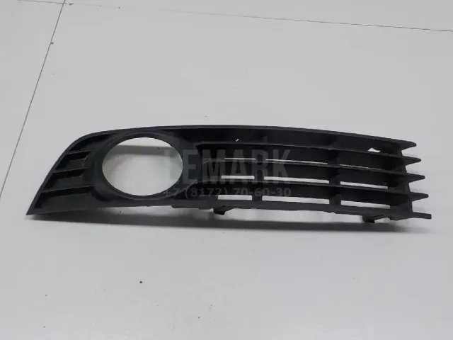 Решетка в бампер левая для  BMW X1 E84 2009-2015
