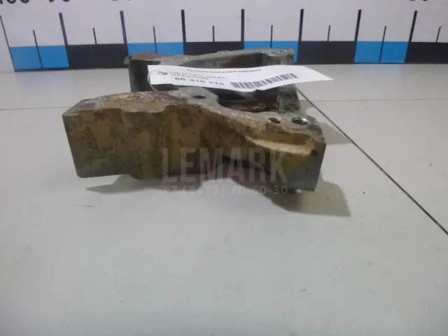 Крышка двигателя передняя для  Ford Escape EUR 2007-2009