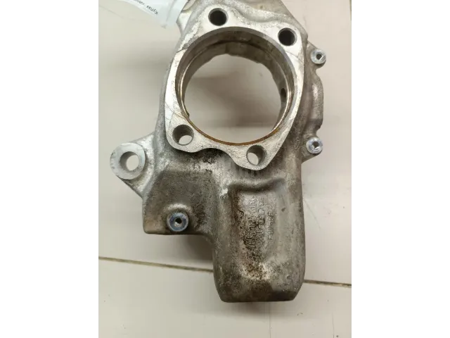 Кулак поворотный передний правый для  Ford Cougar 1998-2001