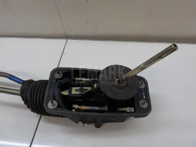 Кулиса КПП для  Audi V8 1988-1994