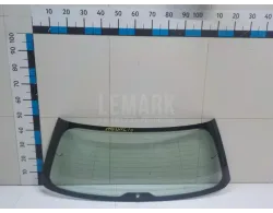 Стекло двери багажника