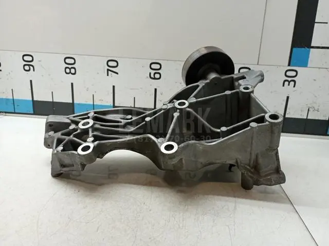 Кронштейн генератора для  Audi A3 (8L1) 1996-2003