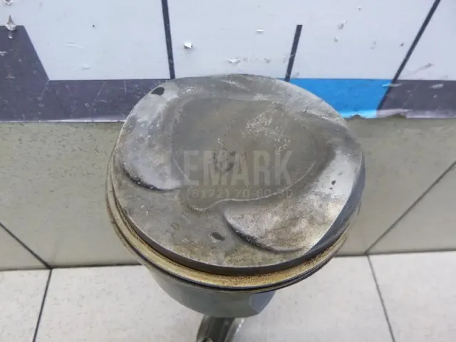 Поршень с шатуном