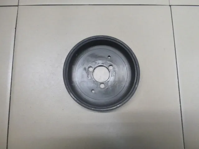 Шкив водяного насоса (помпы) для  Ford Ranger 2006-2012