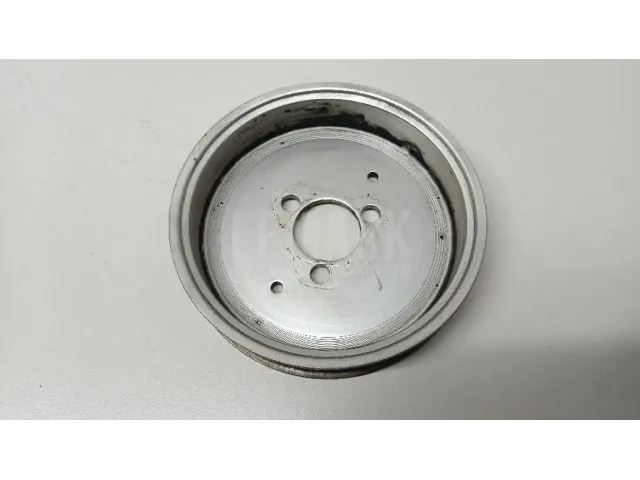 Шкив водяного насоса (помпы)