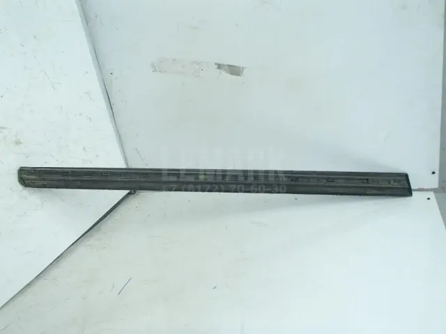 Молдинг передней правой двери для  Citroen C5 2004-2008