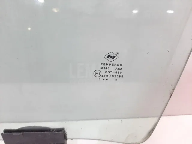 Стекло двери передней левой для  Audi Allroad quattro 2012-2019