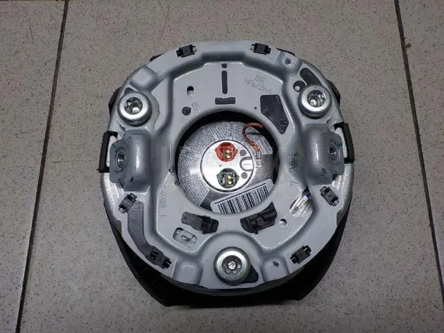 Подушка безопасности в рулевое колесо для  Ford Mondeo V 2015-2022