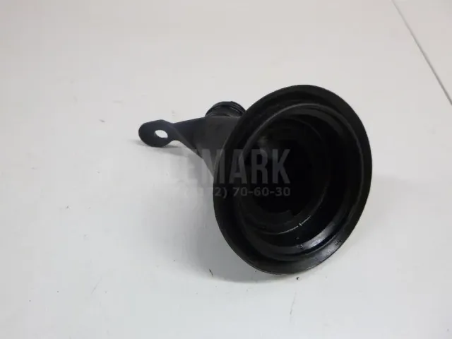 Горловина маслозаливная для  Audi A4 [B6] 2000-2004