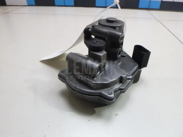 Механизм изменения длины впускного коллектора для  Audi A2 [8Z0] 2000-2005