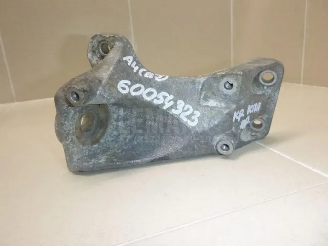 Кронштейн АКПП правый для  Acura MDX 2001-2006