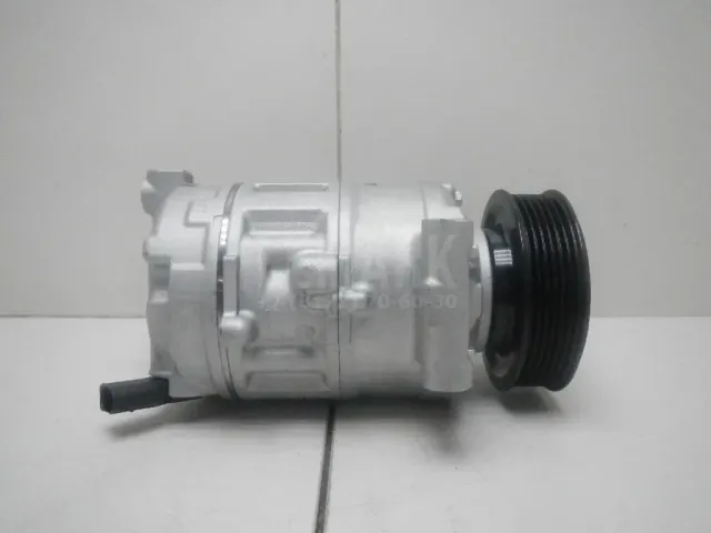 Компрессор кондиционера для  Ford Kuga 2008-2012